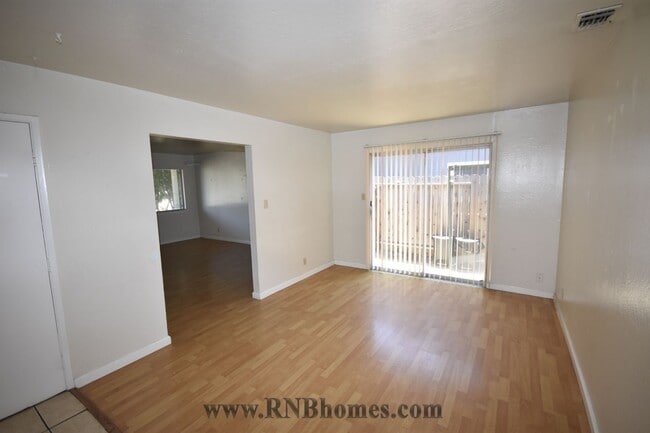 Building Photo - 7135 Cobalt Way