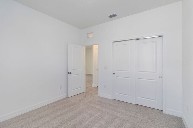 Building Photo - MOVE IN SPECIAL-Beautiful Newer Energy Efficient 4/2 Close to Lake Nona