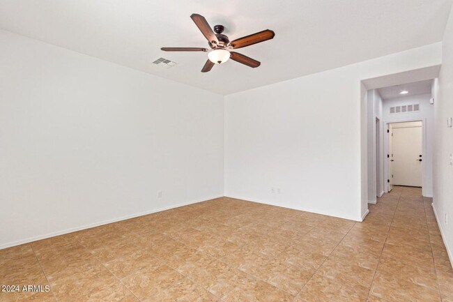 Building Photo - 2 STORY HOME IN BUCKEYE!
