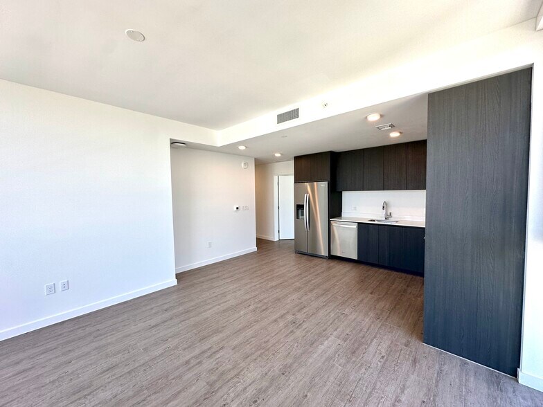 Building Photo - 234 NW 17th St