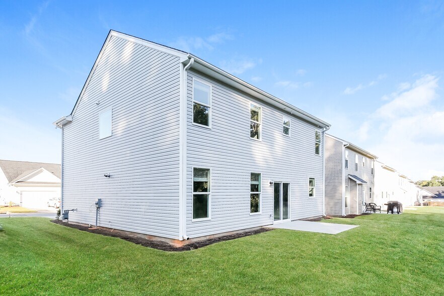 Building Photo - 352 White Peach Wy