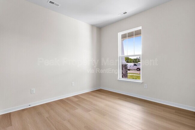 Building Photo - 9735 Kaleidoscope Row