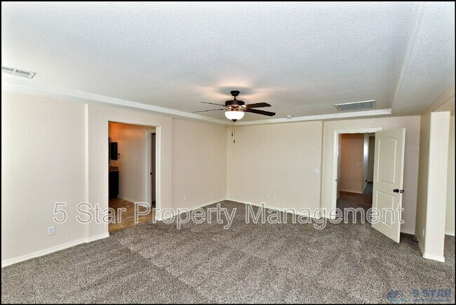 Building Photo - 2840 Tierra De Moyo Pl