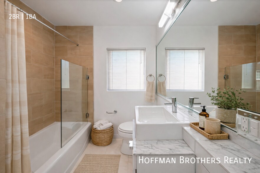 Building Photo - 1117 Cochran Ave