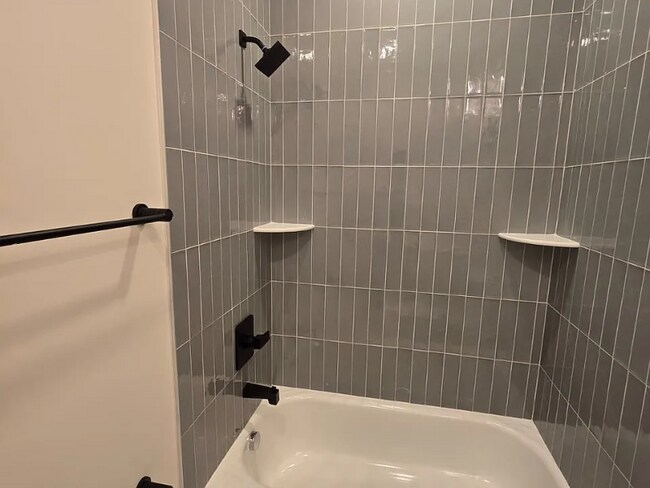 Building Photo - 1821 Mifflin St