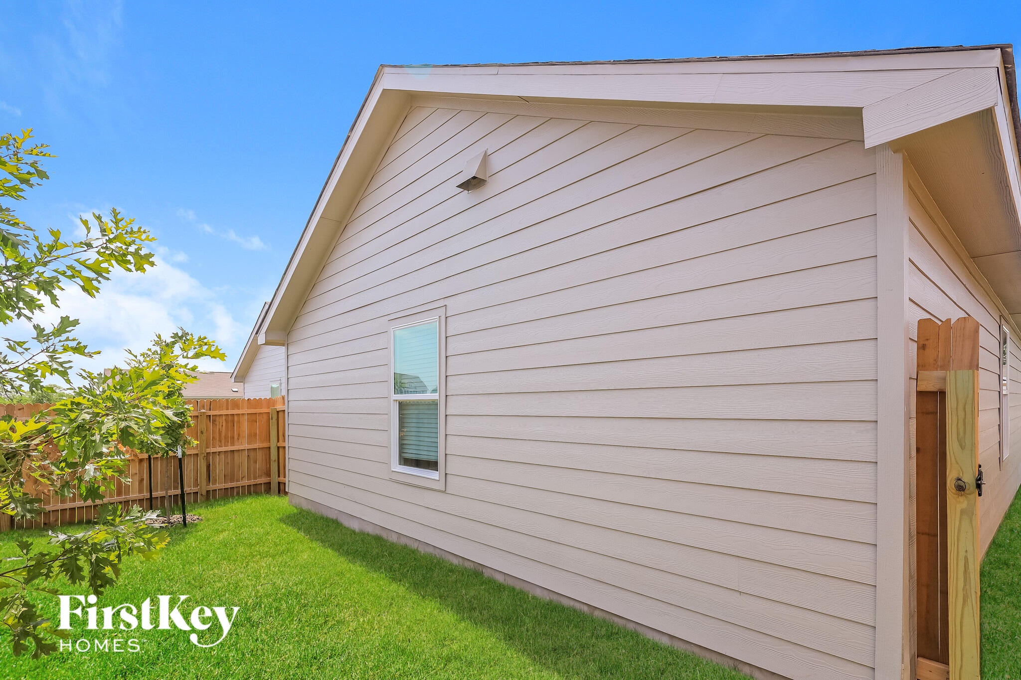 Building Photo - 13811 Haystack Rdg