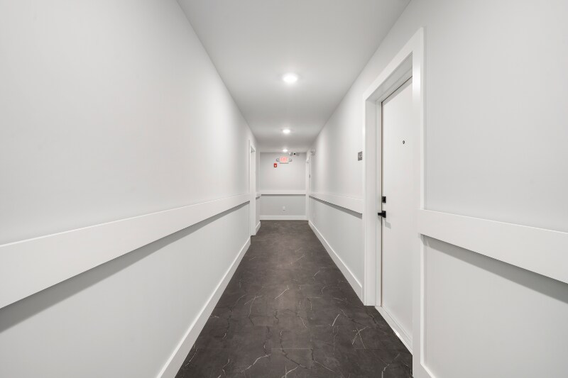 Building Photo - 242 Spring St