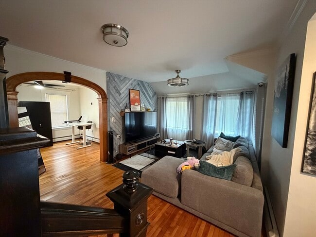 Building Photo - 21 Englewood Ave