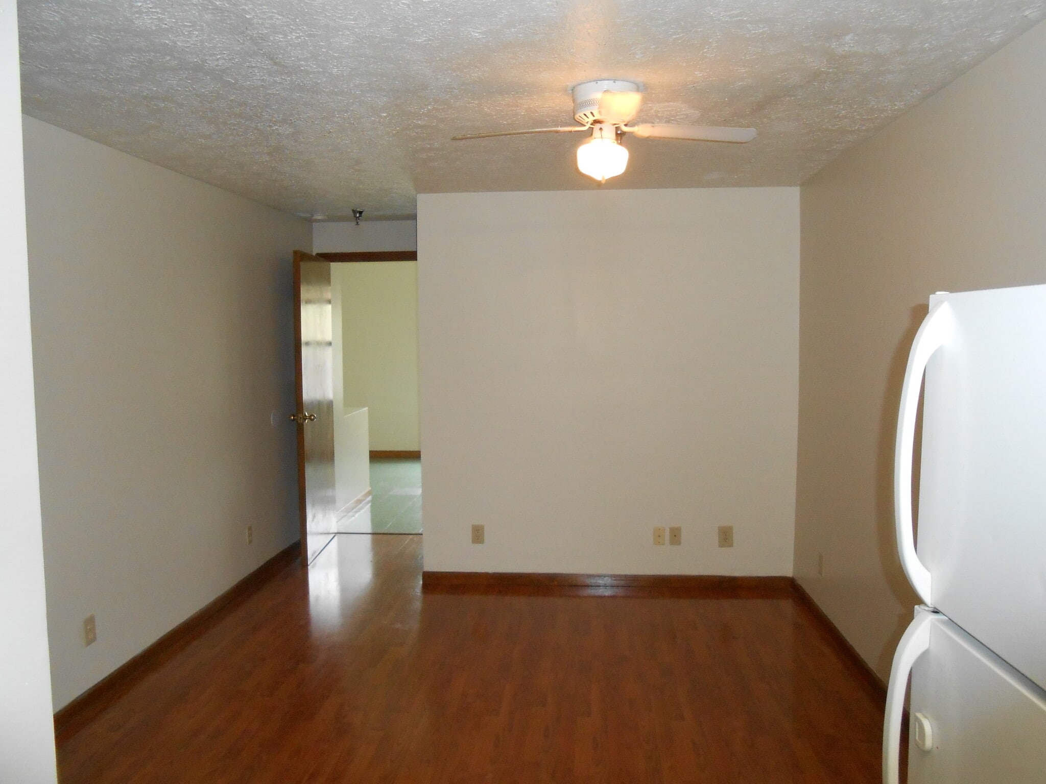 Building Photo - 614 South St