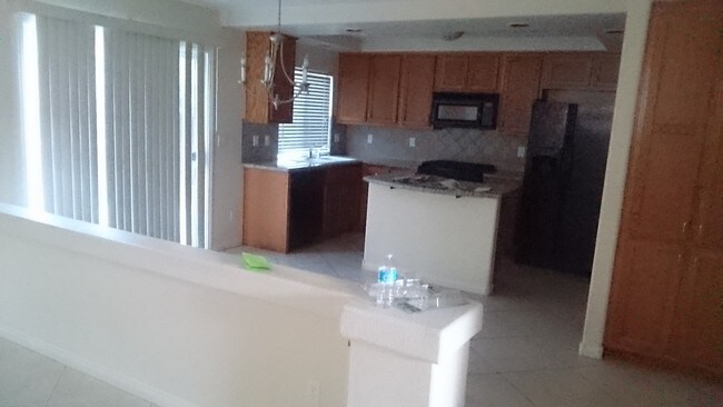 Building Photo - 6618 Rumba Ct