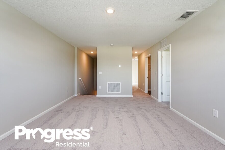 Building Photo - 811 Kings Pine Ct