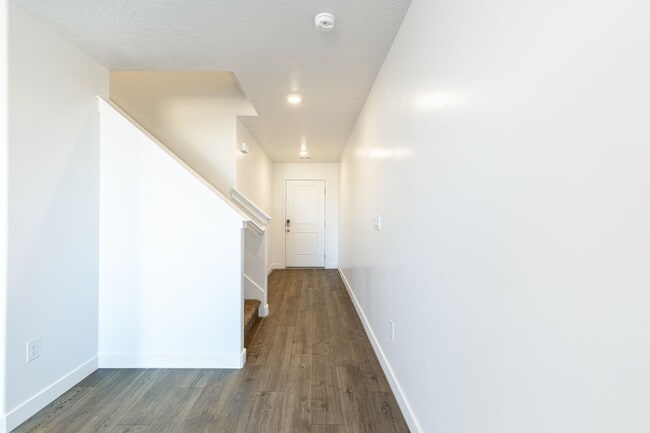 Building Photo - Townhome in Long Valley Community