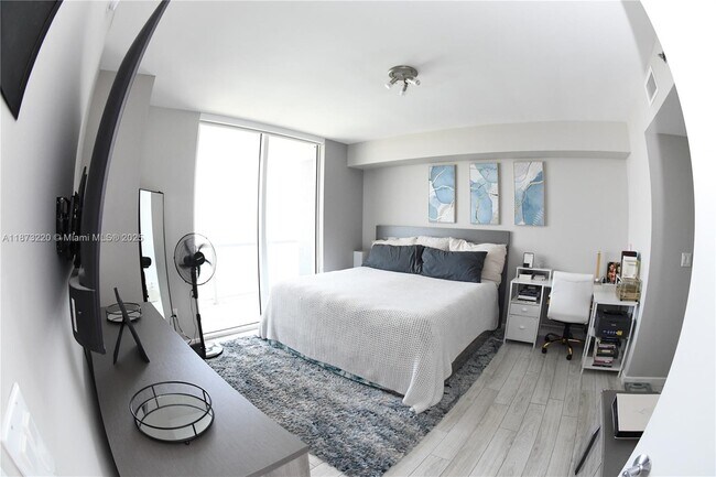 Building Photo - 50 Biscayne Blvd