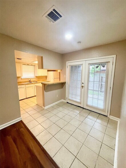 Building Photo - 11906 Binghampton Drive