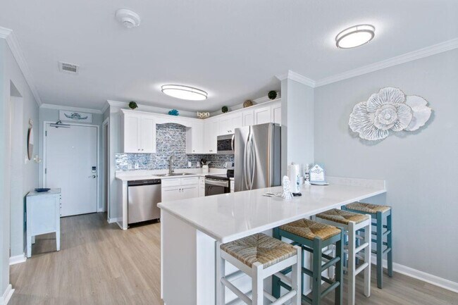 Building Photo - 400 Plantation Rd