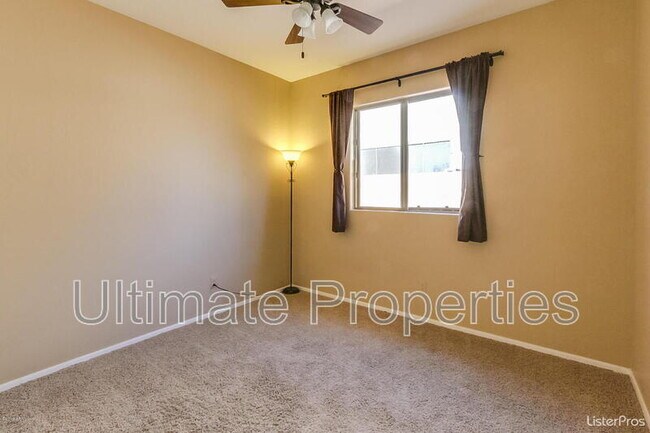 Building Photo - 17023 W Bridlington Ln