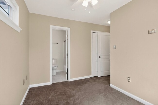 Building Photo - 3-Story Townhome in Historic Fourth Ward – Uptown Living