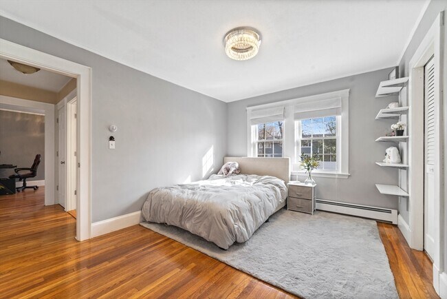 Building Photo - 101 W Plain St