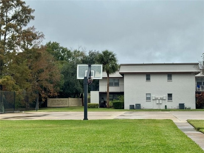 Building Photo - 96 Windtree Ln