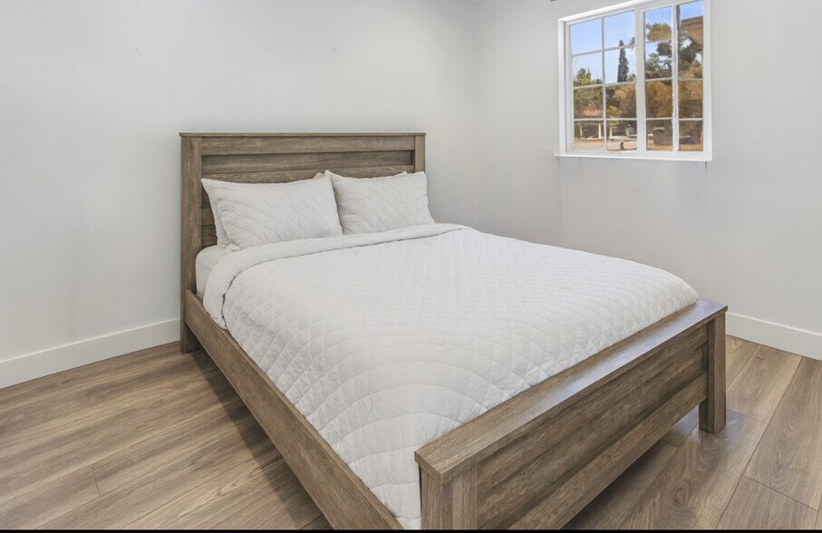 Furniture is photographed but will be furnished - 24019 Sylvan St