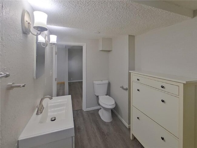 Building Photo - 8407 Lower 208th St W