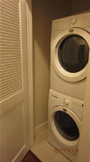 Building Photo - 1416 Dahlia Loop