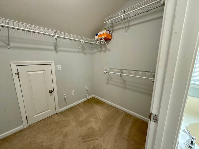 Building Photo - Stonebridge - Berwick