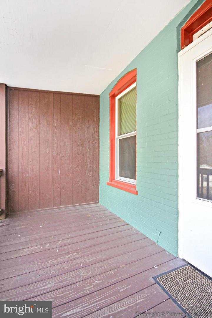 Building Photo - 246 Prospect Ave