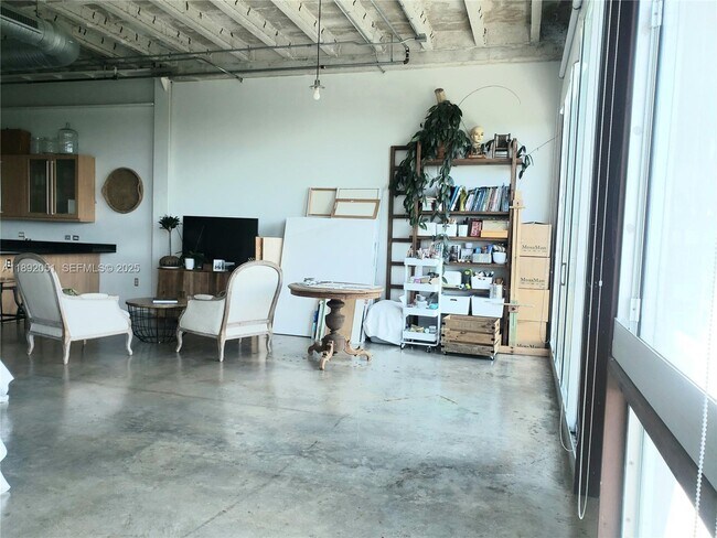 Building Photo - 8101 Biscayne Blvd