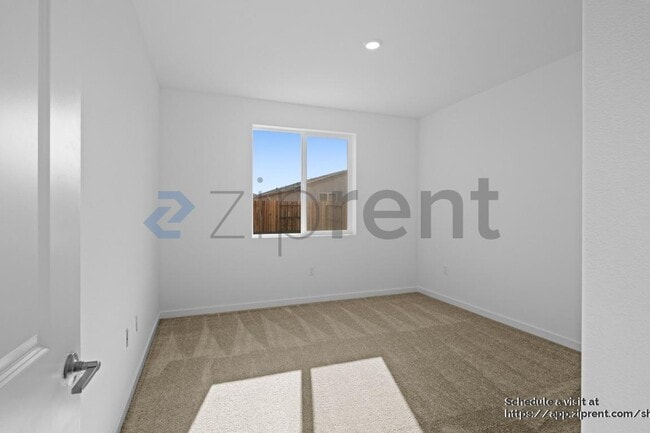 Building Photo - 1710 Halo Ave