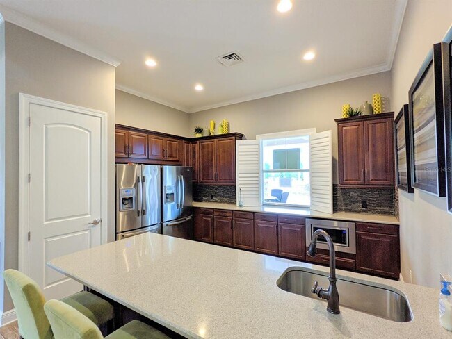 Building Photo - 11670 Rolling Green Dr
