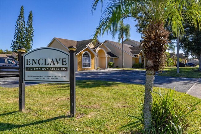 Building Photo - 3141 Enclave Ct