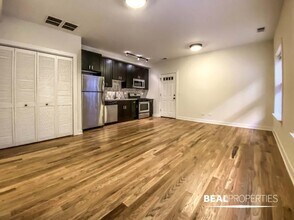 Building Photo - 0 bedroom in CHICAGO IL 60625