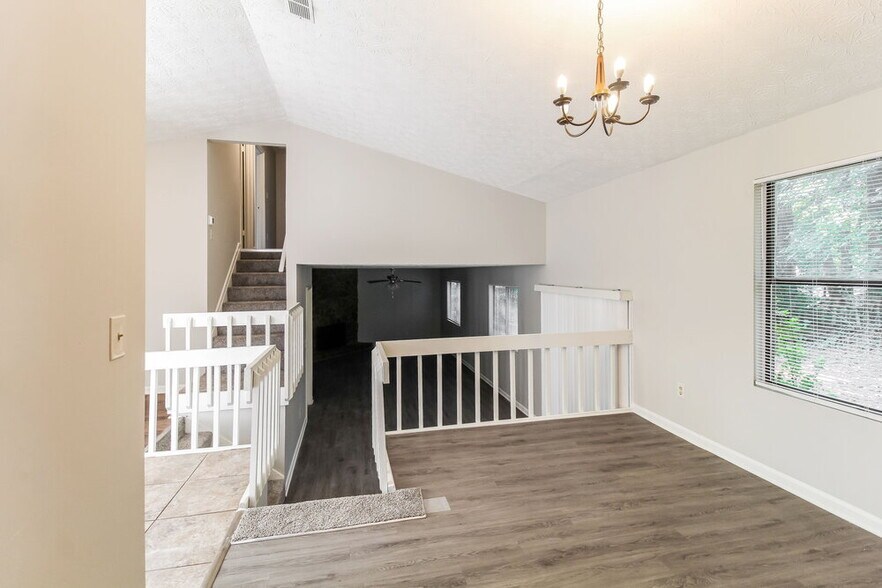 Building Photo - 2995 Arden Way SW