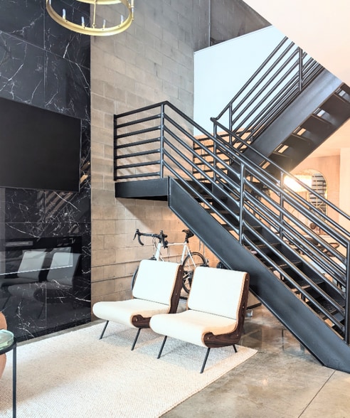 Building Photo - 5008 S MacDill Ave