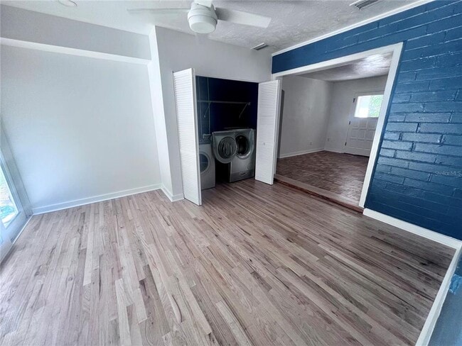 Building Photo - 2707 NW 4th Ave