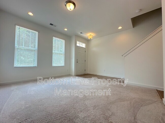 Building Photo - 2145 Noble Townes Wy