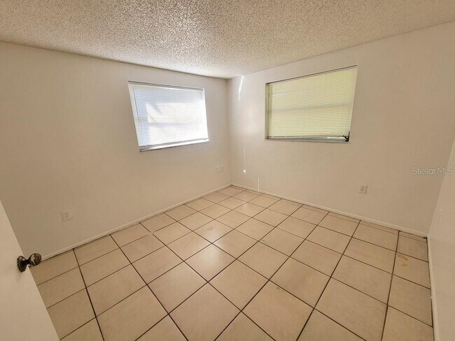 Building Photo - 7221 Stone Rd