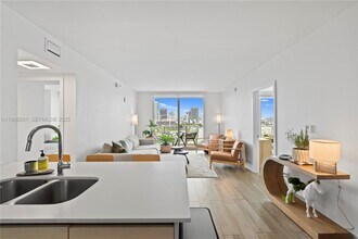 Building Photo - 4250 Biscayne Blvd