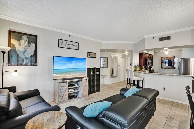 Building Photo - 3155 NE 184th St