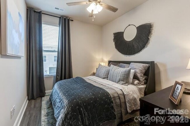 Building Photo - 102 Abercorne Wy