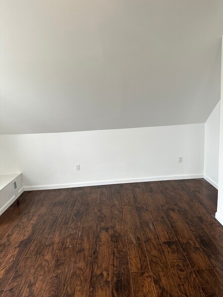 Bedroom area - 166 Bond St
