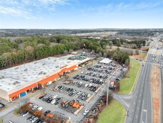 Building Photo - 241 Village Square Dr