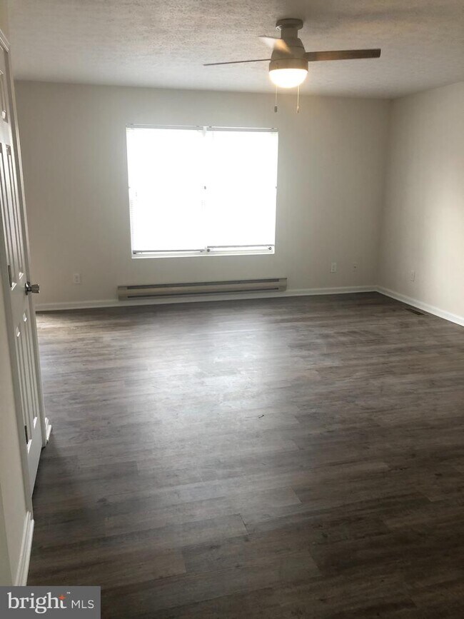 Building Photo - 2908 Sorrell Ct