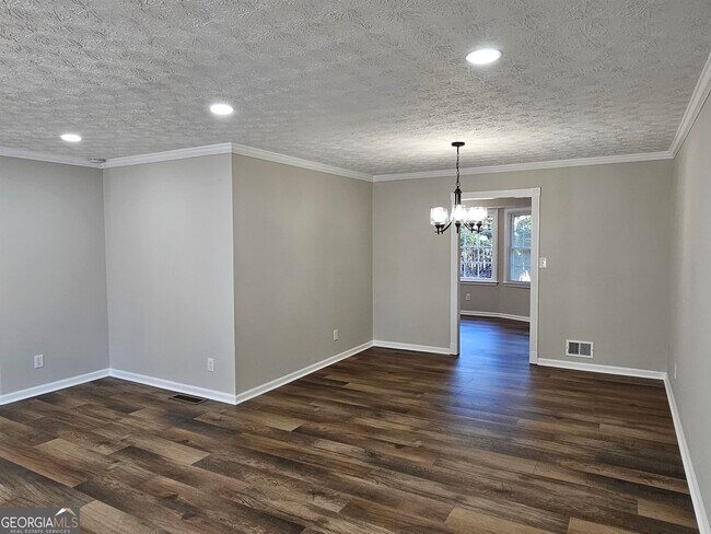 Building Photo - 683 Ginger Cake Rd