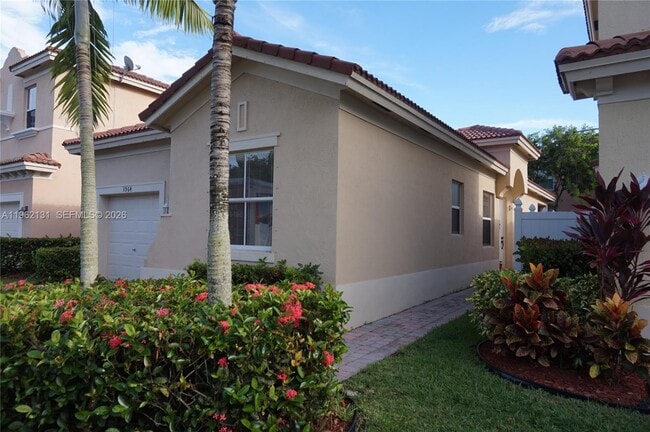 Building Photo - 3964 NE 11th Dr