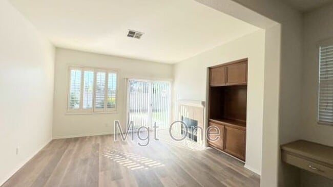 Building Photo - 22365 Summer Holly Ave