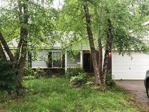 Building Photo - Cute 3 bedroom home in west Fayetteville
