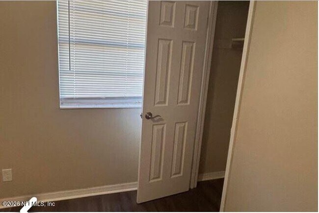 Building Photo - 11666 Starfish Ave