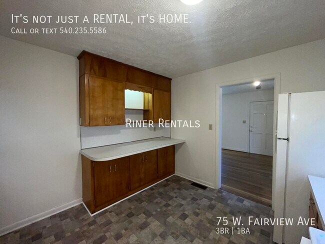 Building Photo - 75 W Fairview Ave